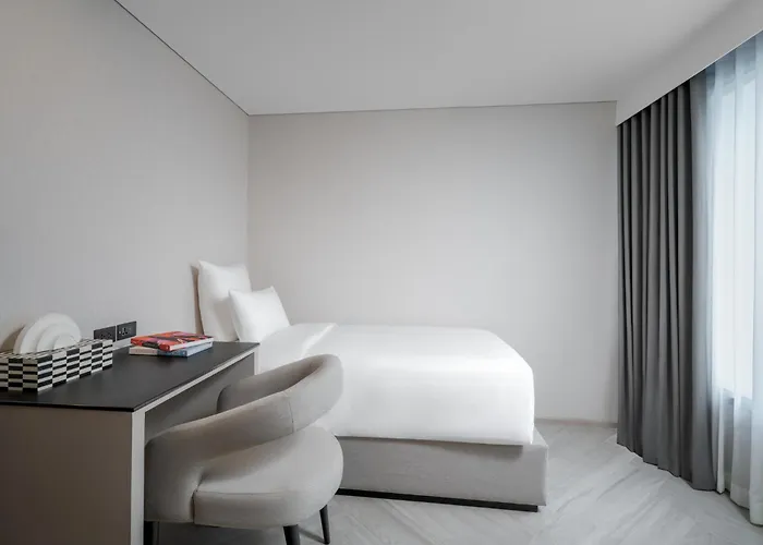 Tribe Living Sukhumvit 39 By Accorhotels Bangkok