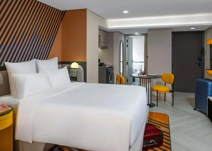 Tribe Living Sukhumvit 39 By Accorhotels Hotel 4*