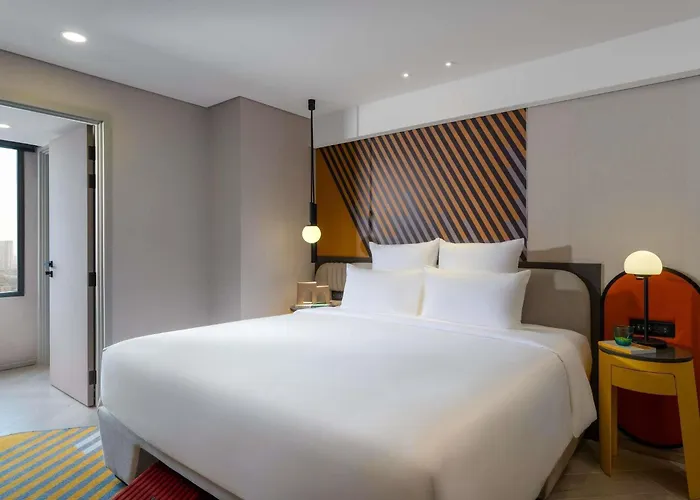 Tribe Living Sukhumvit 39 By Accorhotels Bangkok